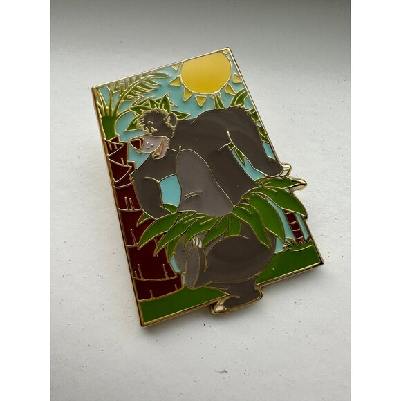 Loungefly - Baloo - Jungle Book - Classic Scenery - Mystery Pin - Picture 1 of 2
